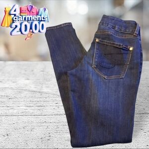 Seven7 skinny tummyless jeans size 4